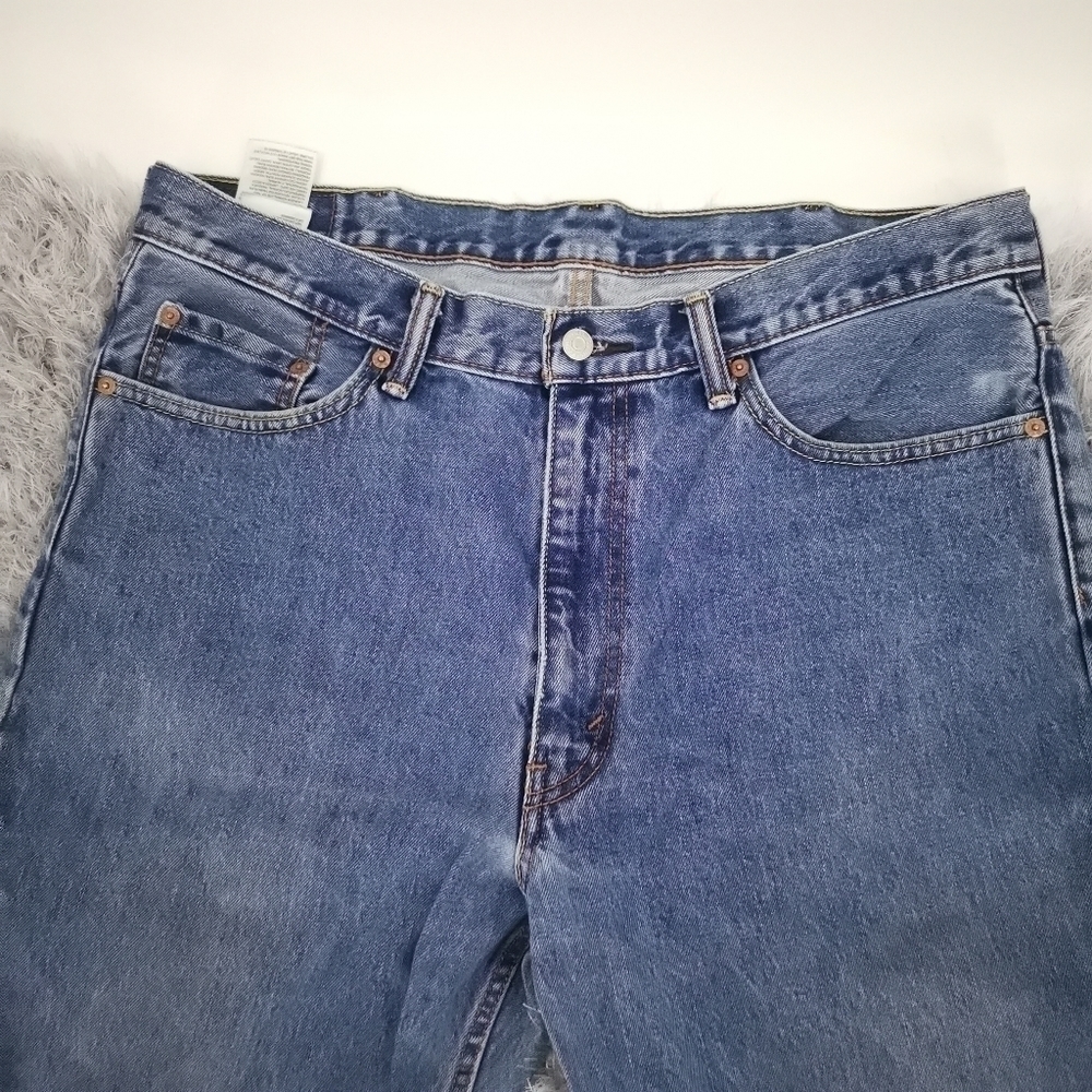 Levi's 550 Men's 38 x 34 Blue Cotton Regular Jeans - Picture 10 of 11